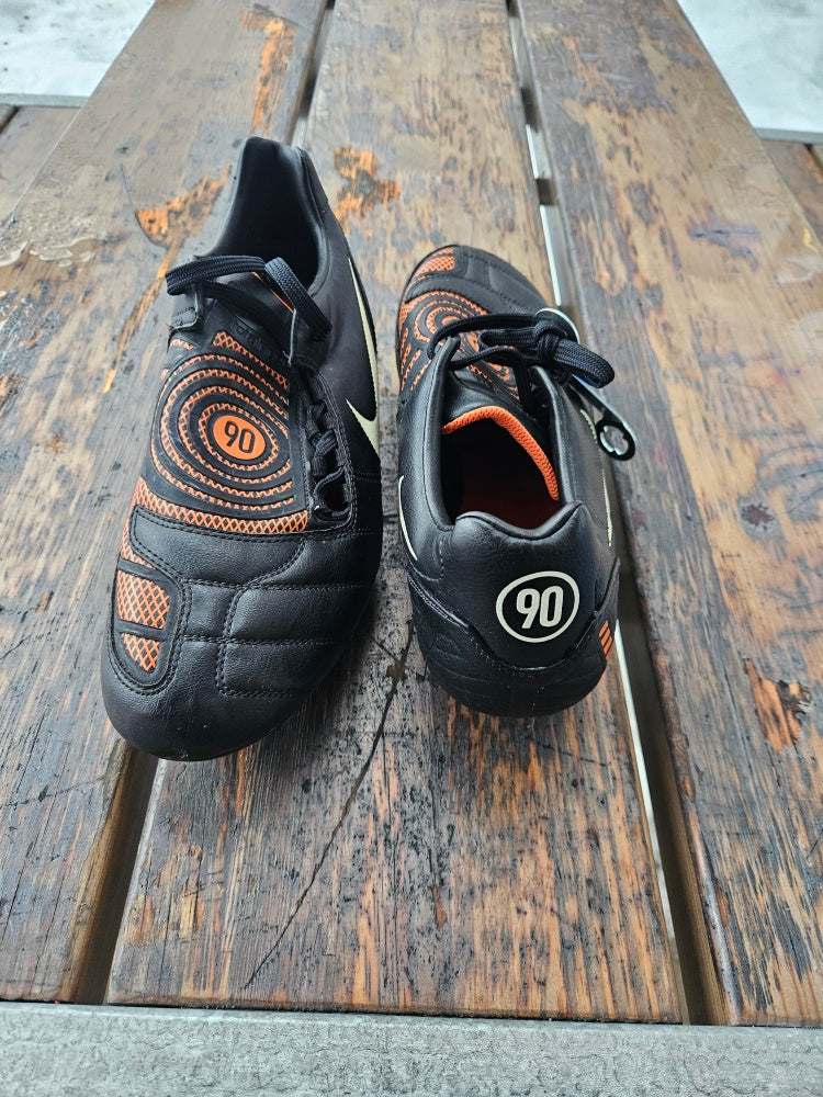 Nike Total 90 Shoot II SG 2009 - Black/Orange -  EU 45 -