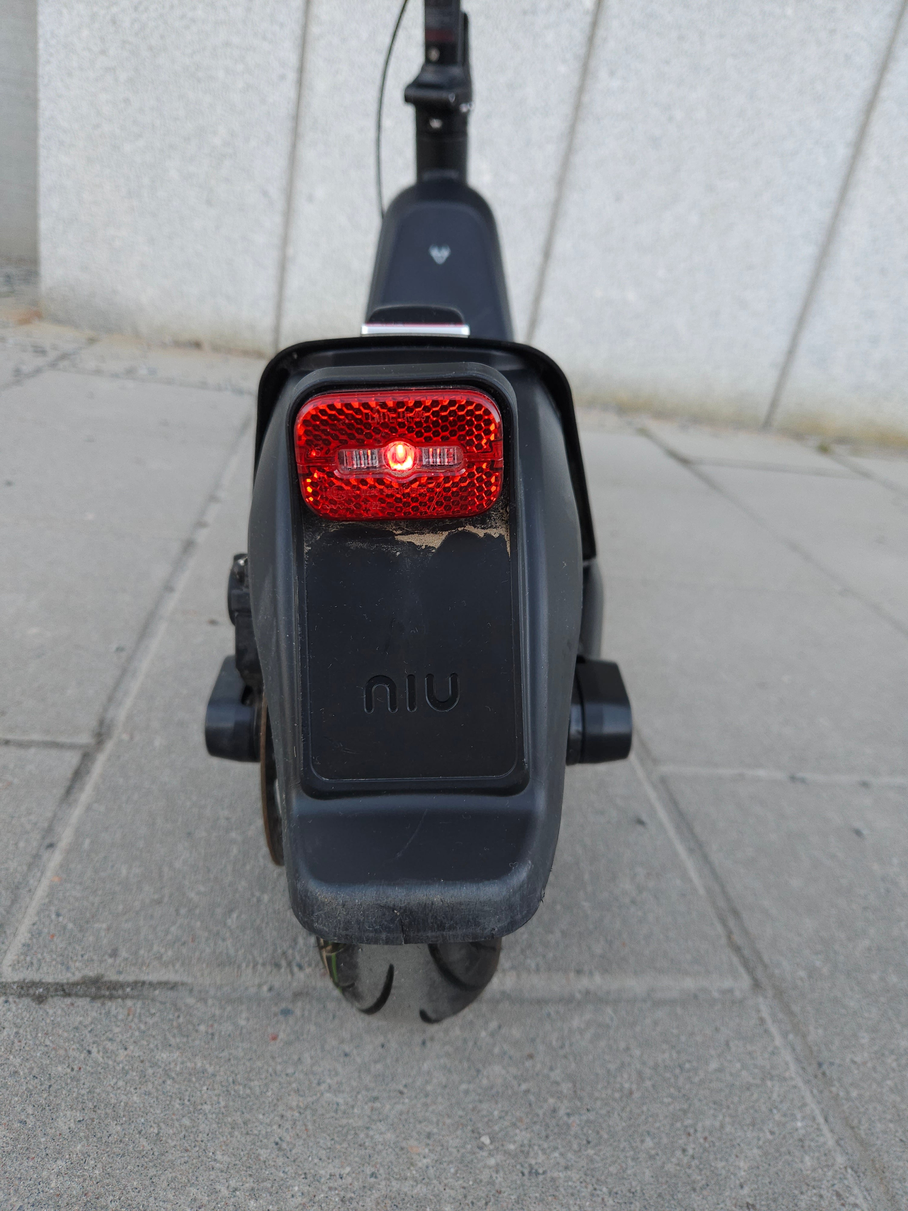NIU KQi3 Pro Elsparkcykel – Premiumkomfort & 50km räckvidd