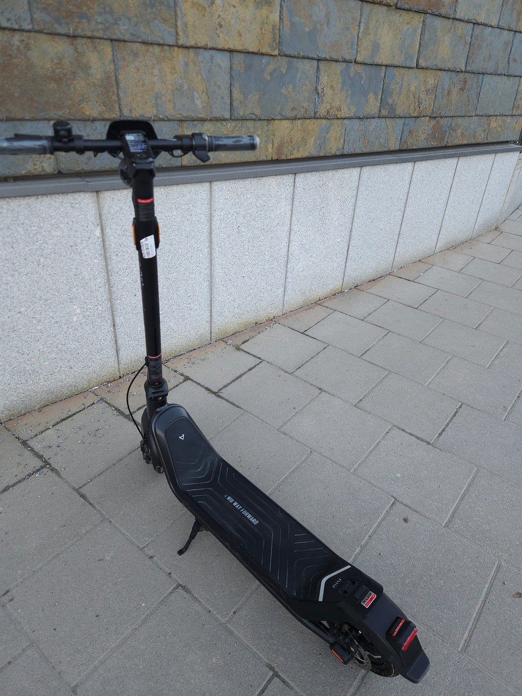 NIU KQi3 Pro Elsparkcykel – Premiumkomfort & 50km räckvidd