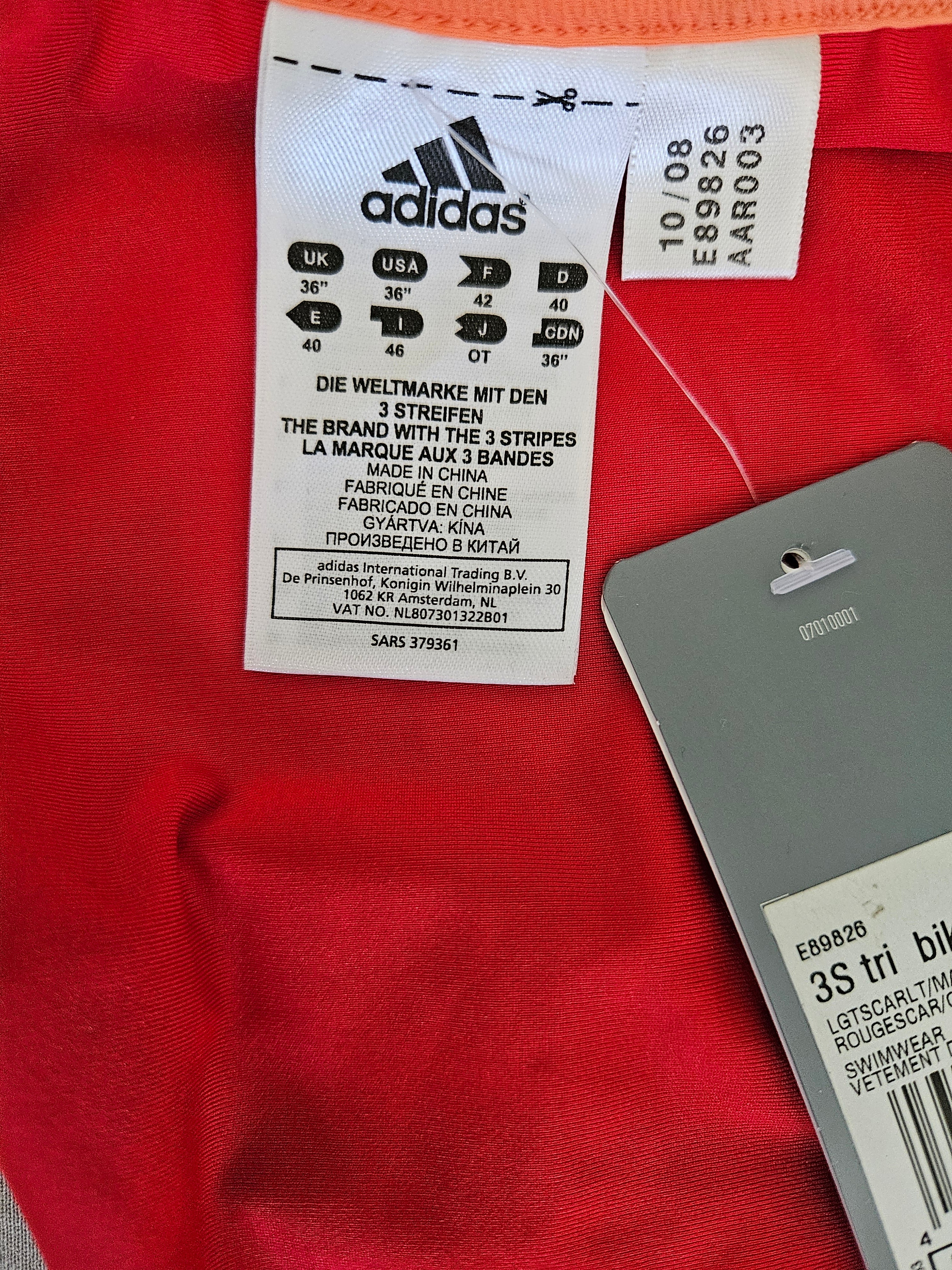 adidas Simkläder / Badkläder – NYA med tags